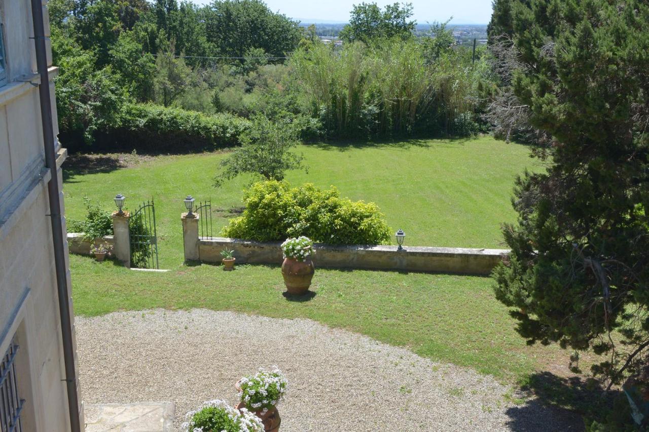 Agriturismo Le Cerbonche ロジニャーノ・マリッティモ エクステリア 写真