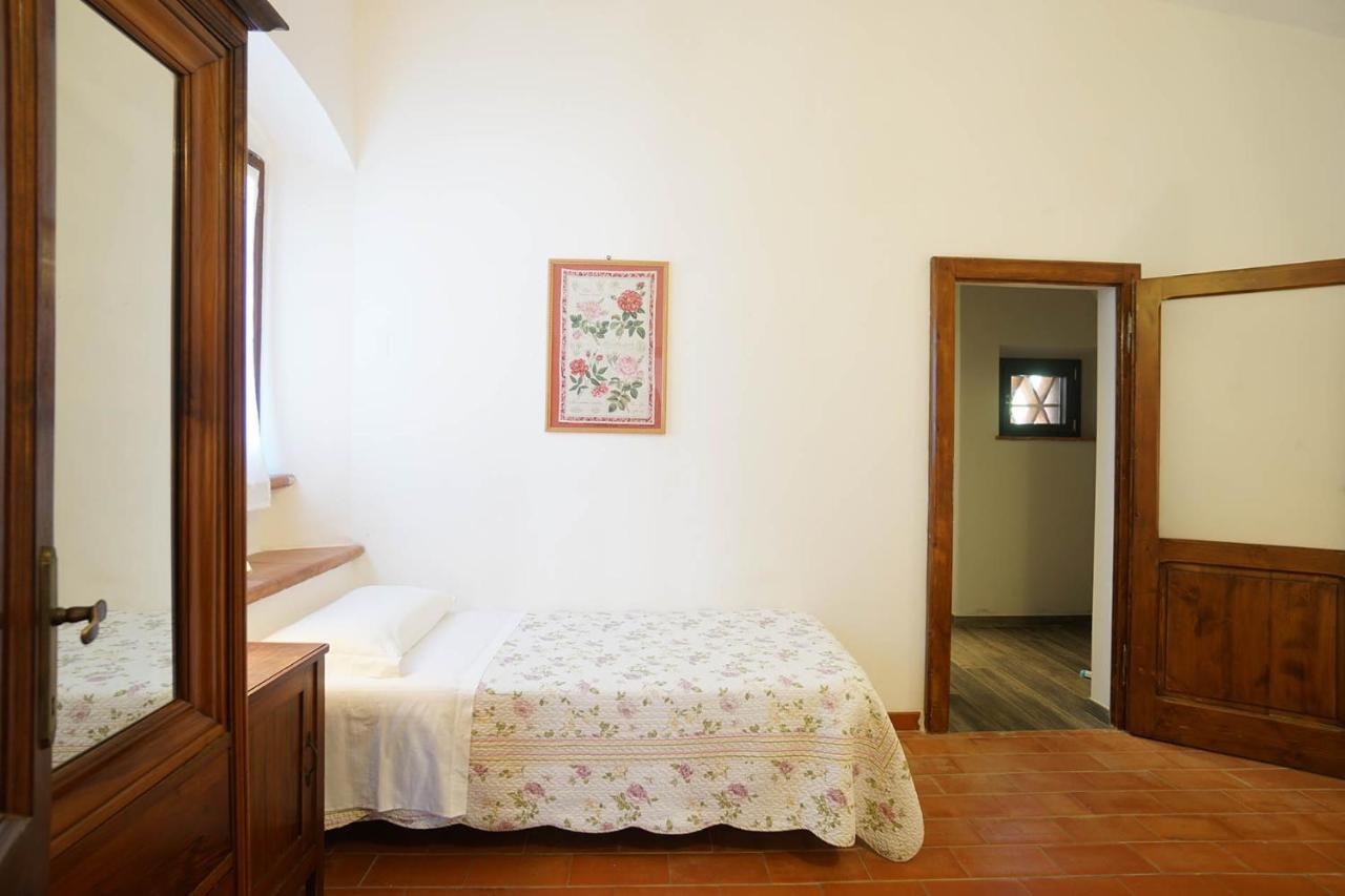 Agriturismo Le Cerbonche ロジニャーノ・マリッティモ エクステリア 写真