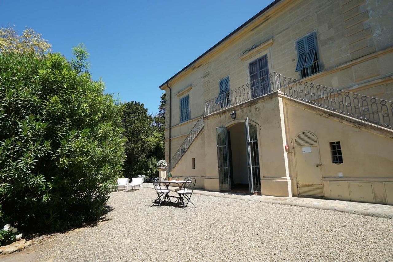 Agriturismo Le Cerbonche ロジニャーノ・マリッティモ エクステリア 写真