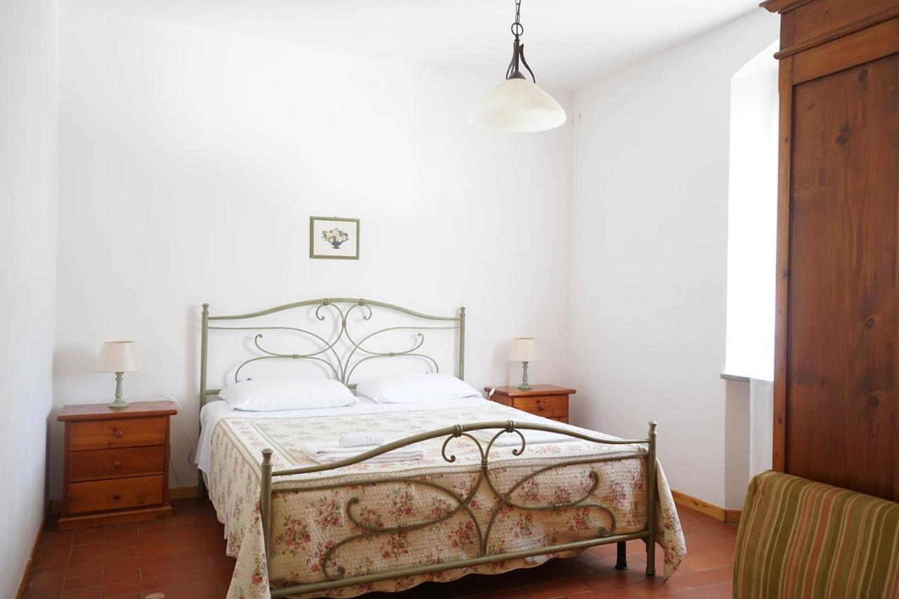 Agriturismo Le Cerbonche ロジニャーノ・マリッティモ エクステリア 写真