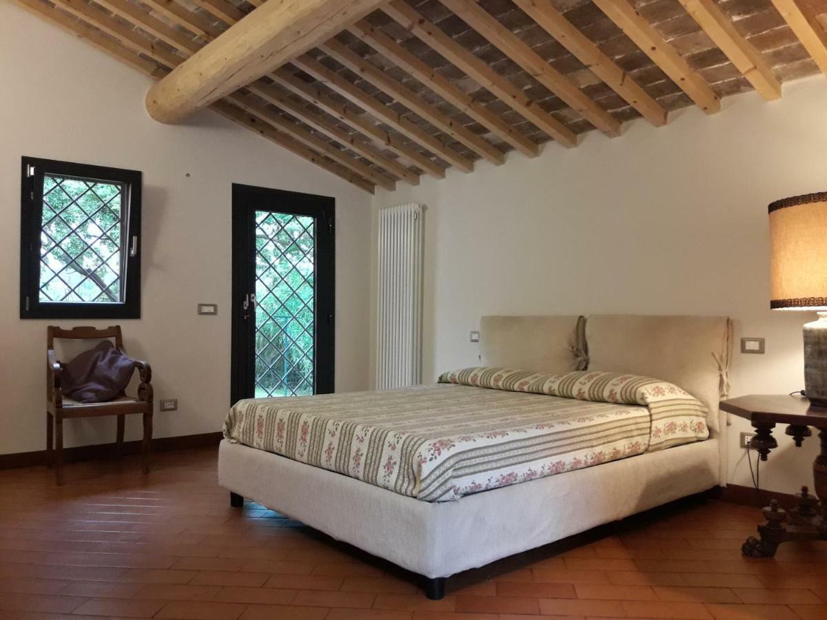 Agriturismo Le Cerbonche ロジニャーノ・マリッティモ エクステリア 写真