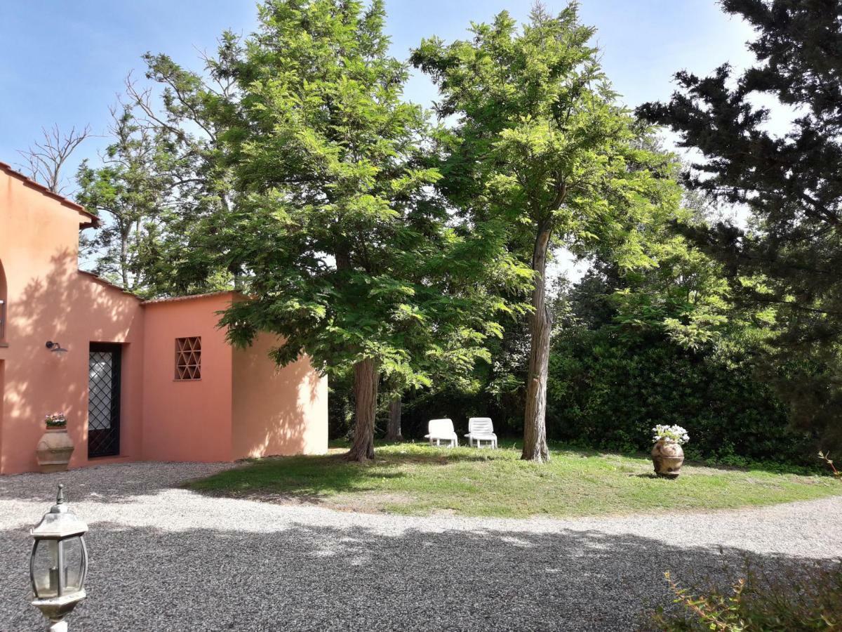 Agriturismo Le Cerbonche ロジニャーノ・マリッティモ エクステリア 写真
